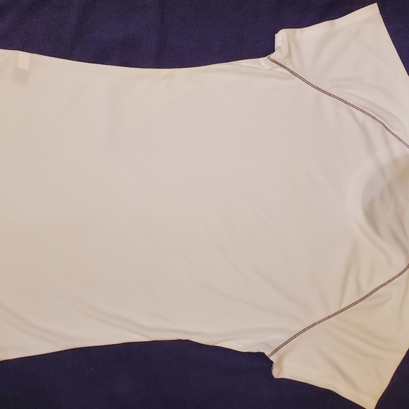 Exercise tee - Picture 2 of 2